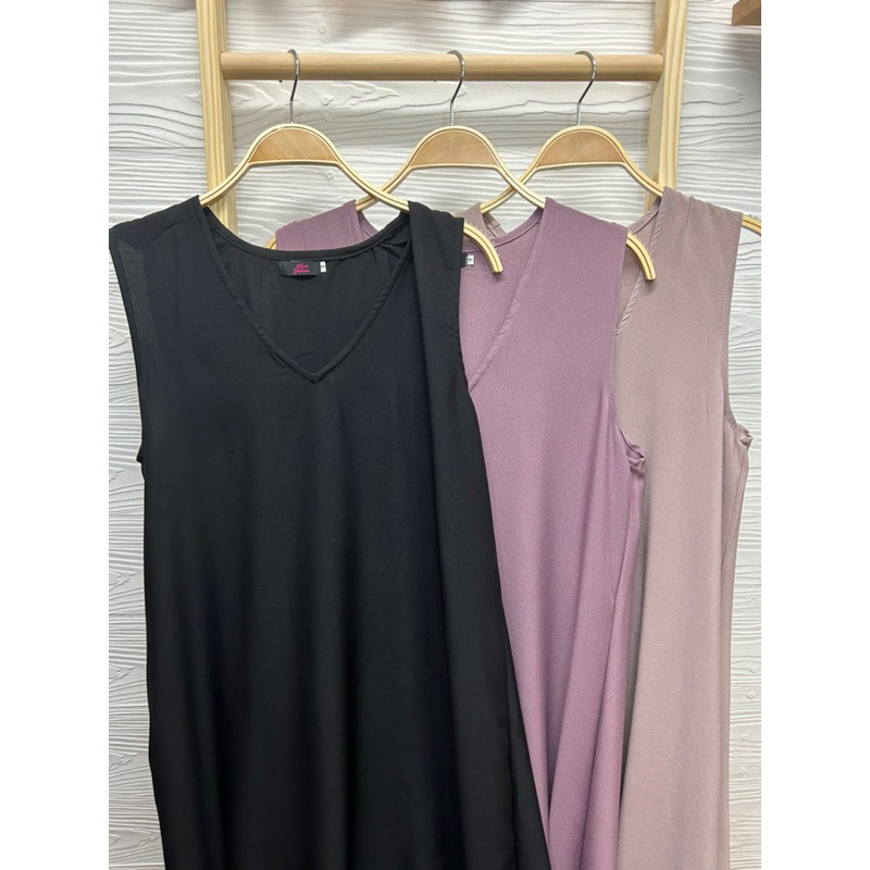 เดรสแขนกุดทรงเอ ใส่เป็นเอี๊ยมได้ Dress by Hijab Galeria