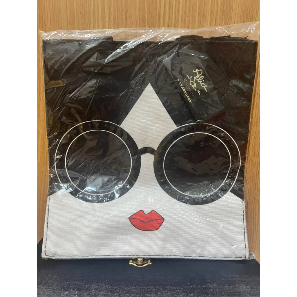 กระเป๋าผ้า Starbucks Alice and Olivia by Stacey Bendet 2018