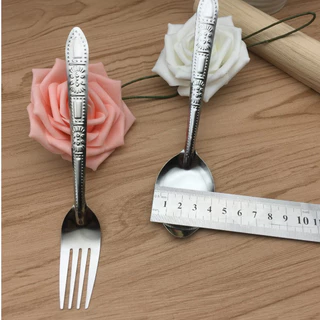 OKUMI_SHOP ช้อน ส้อม สแตนเลส1คู่ อย่างดี ***0008 (สุ่มลาย)