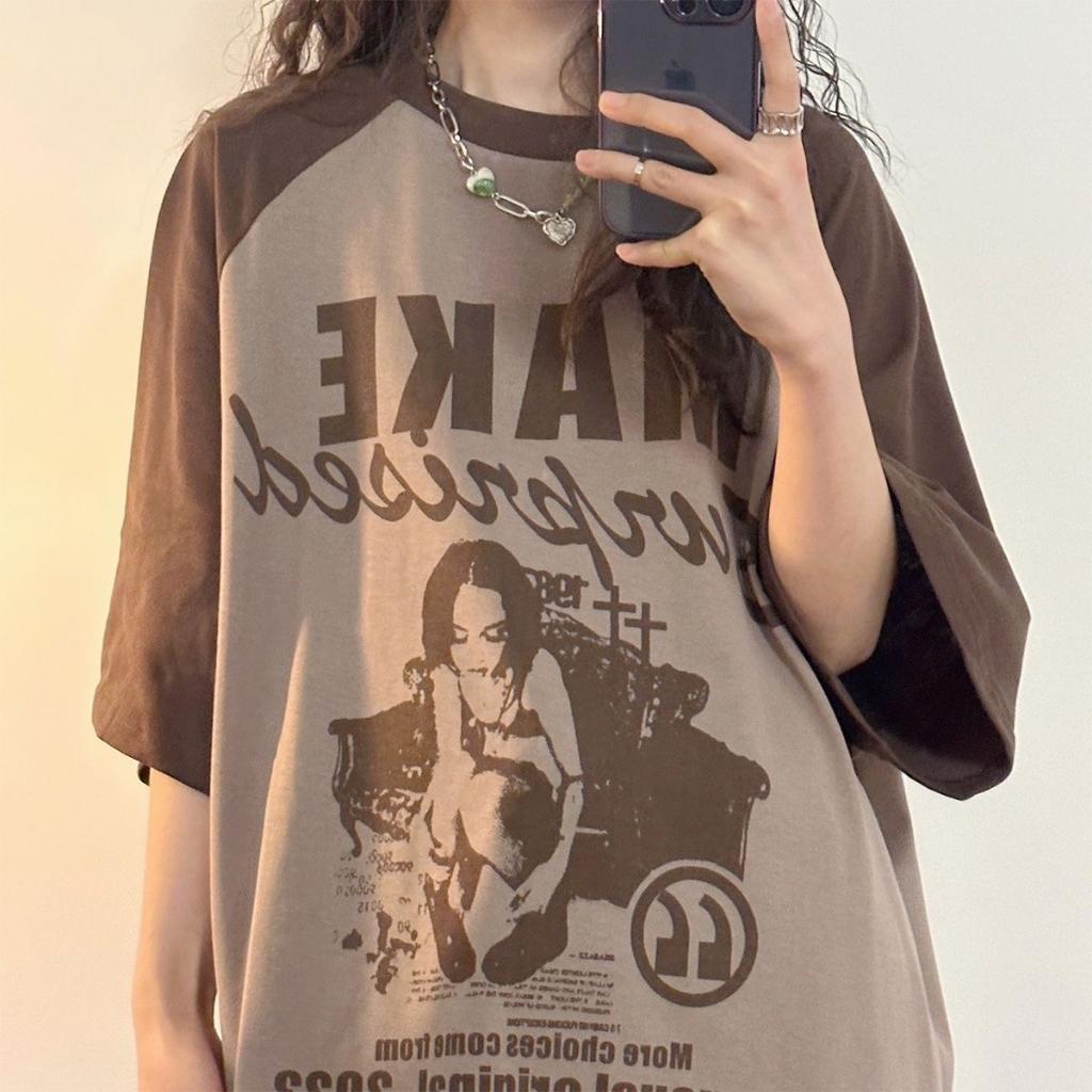 aililai1688 NEW! เสื้อคอกลมสกรีนลายผู้หญิง สไตล์อินดี้ ทรงหลวมระบายอากาศได้ดี ใส่แล้วเป๊ะมากสั่งเลย