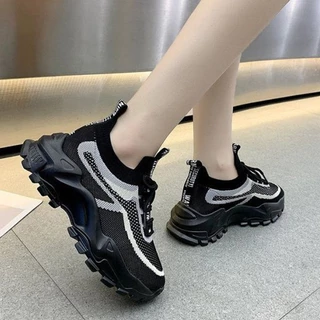 Luckkyshoes นิวส์🌟รองเท้าผ้าใบแฟชั่นพื้นหนา รอยหยักแบบใหม่แบบสับล่าสุดใครไ ม่มีถือว่าเอาว์สุด