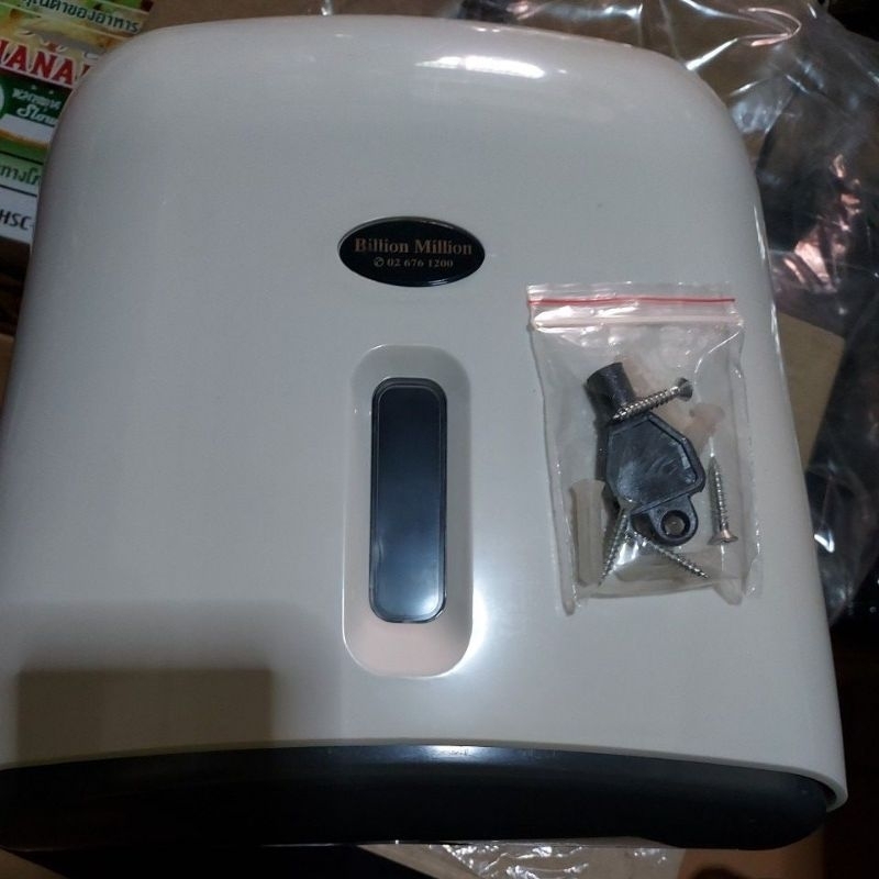 New!! Billion Million กล่องบรรจุกระดาษเช็ดมือ ชนิดแผ่น ทรงสี่เหลี่ยม  - Dispenser Interfold towel