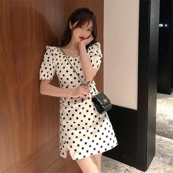 เดรสลายจุดดำ ทรงเอ แขนพอง แขนสั้น ผ่าข้าง มินิ/เหนือเข่า ชุดเดรโอเวอร์ไซส์ dress oversize