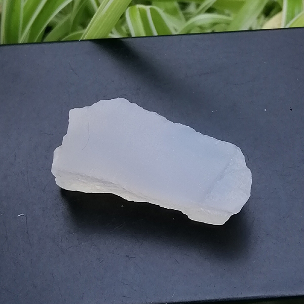 ไวท์ โอปอล White Opal น้ำหนัก 37.95 กะรัต พลอยก้อน ดิบ แท้ ธรรมชาติ พลอยแท้ หินแท้ หินอัญมณี