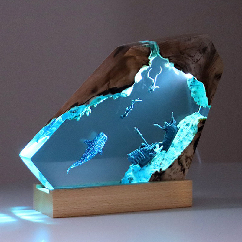 [พร้อมส่ง] Whale Shark Lamp วาฬสีน้ำเงินใต้ท่องทะเล
