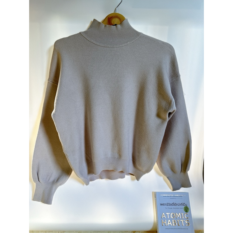 GUสเวตเตอร์ไหมพรมคอปีน