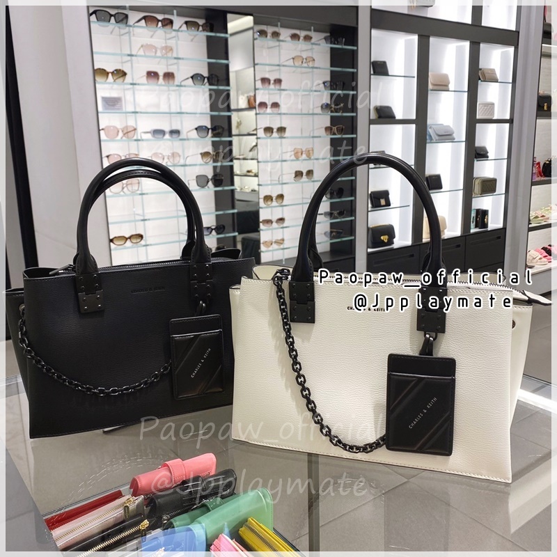 กระเป๋า Charles & Keith รุ่น Double Top Handle Structured Bag : CK2-50671160 แท้จากชอป พร้อมถุงกระดาษ