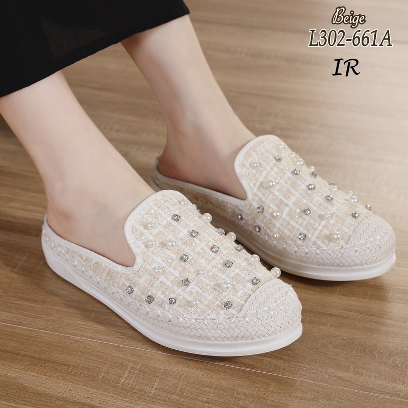 L302-661A รองเท้าเปิดส้น พื้นนิ่ม งานเย็บทุกเม็ด  งานดี มีกล่อง