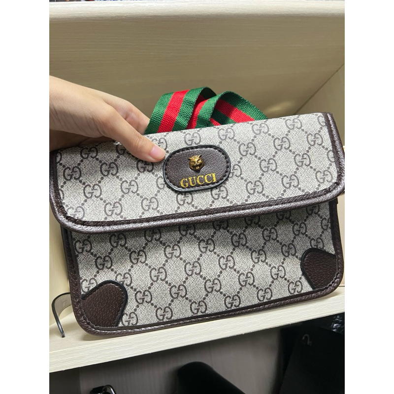 กระเป๋าคาดอก Gucci สะพายข้าง