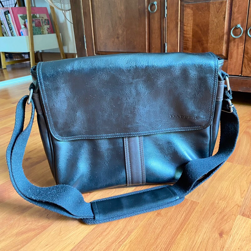 กระเป๋าหนังผู้ชาย แบรนด์Dapper ของแท้ (มือสอง)