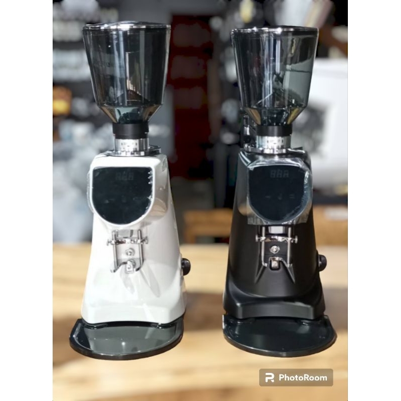 เครื่องบดกาแฟ Typhoon.s70   on demand เฟือง 64 มม.