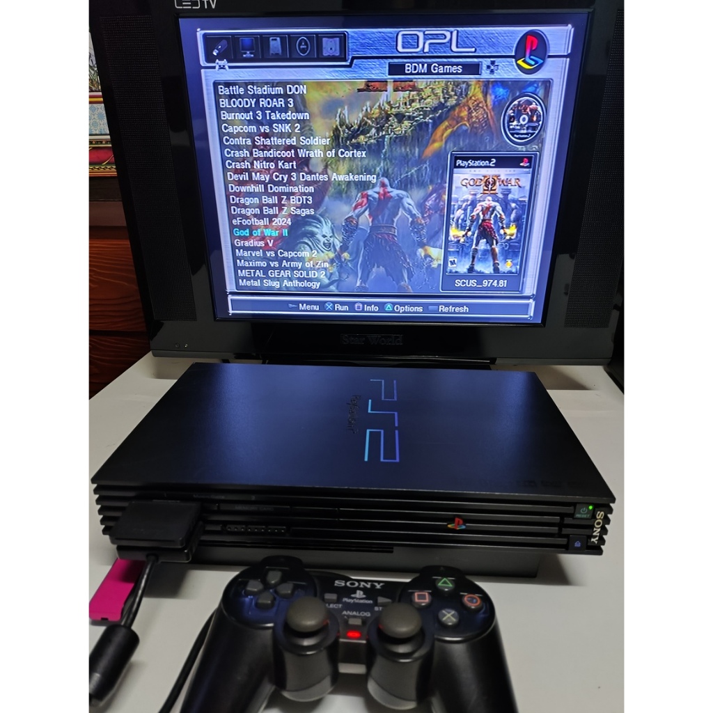 Playstation 2 รุ่น 18000 เครื่องไม่อ่านแผ่น เล่นผ่านแฟลชไดร์ 64 GB ลงเกมไว้แล้วพร้อมเล่นอุปกรณ์ครบ