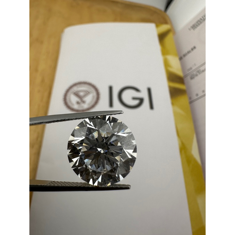 ideal cut   เพชร HPHT รูปกลม - 1.00 ct - น้ำ 100(D) - VS1 พร้อมใบเซอร์ IG