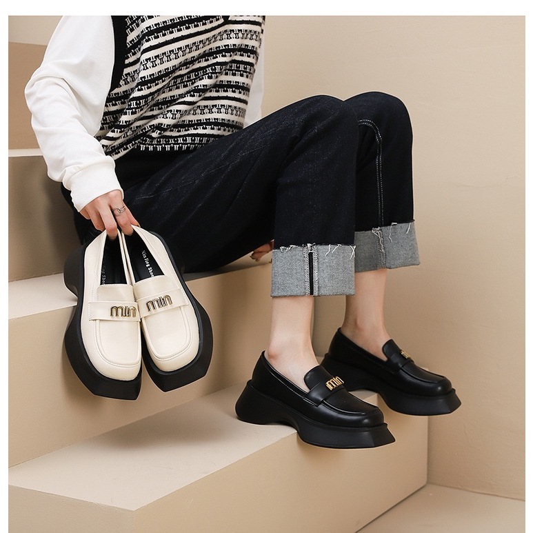 รองเท้าส้นสูง 2 นิ้ว รุ่น T39