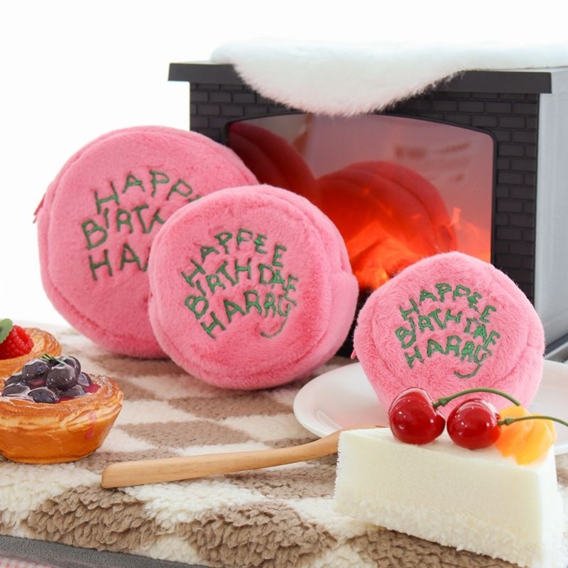 ( พร้อมส่ง ) Harry Potter Happee Birthdae Harry Fur Pouch กระเป๋าใส่ของจุกจิก ขนเฟอร์ ขนนุ่ม มี 3 ขนาด