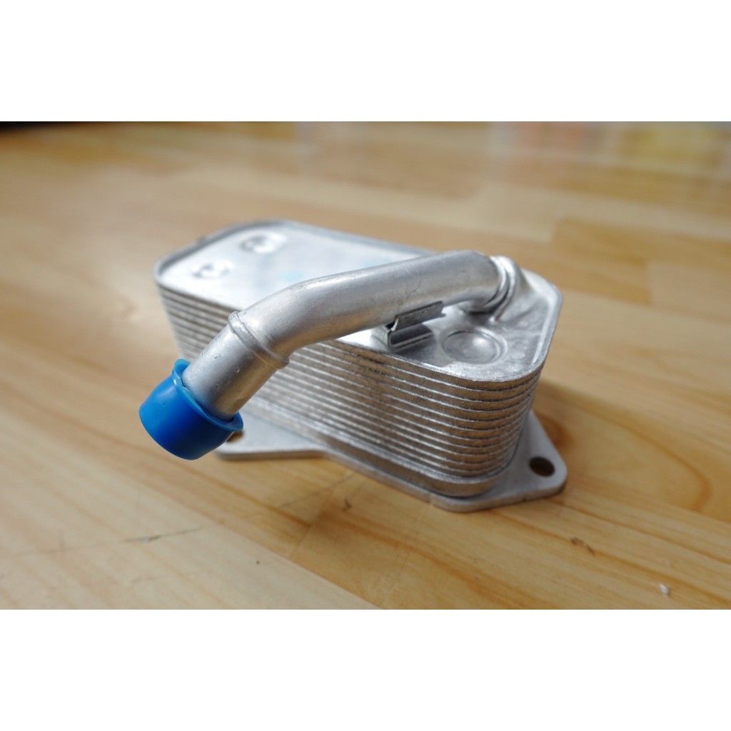 ออยล์คูลเลอร์(Oil Cooler) BMW Series 1 E81E87F20F22,Series 3 E90F30,Series 5 E60F10,Series 7 E65E66F