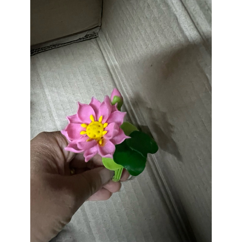ดอกไม้ติดผมดอกบัวสีชมพู