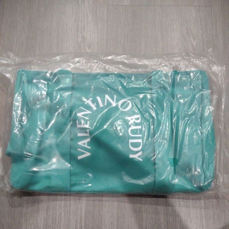 กระเป๋า Valentino Rudy Aqua Tote Bag สีฟ้ามินท์