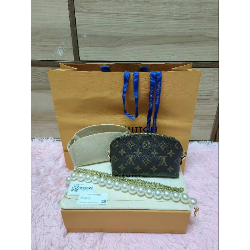 แท้💯like new 🏡lv cosmetic pouch pm