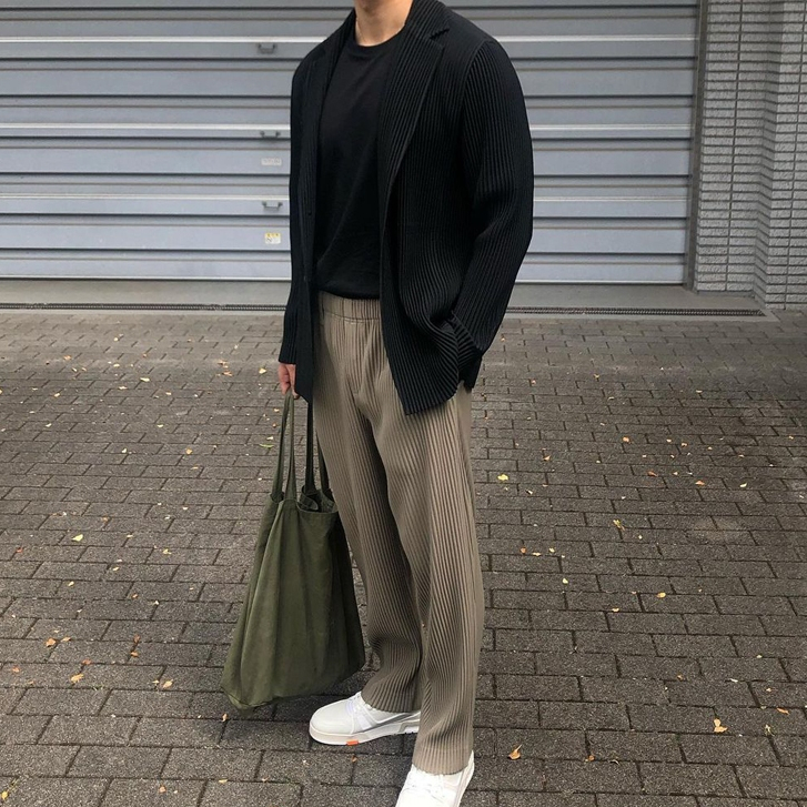 ส่งมาจากกรุงเทพฯ Issey Miyake กางเกงขายาวลําลองสําหรับผู้ชายขากว้างทรงหลวม Jf 150 กางเกง Homme Plisse Issey