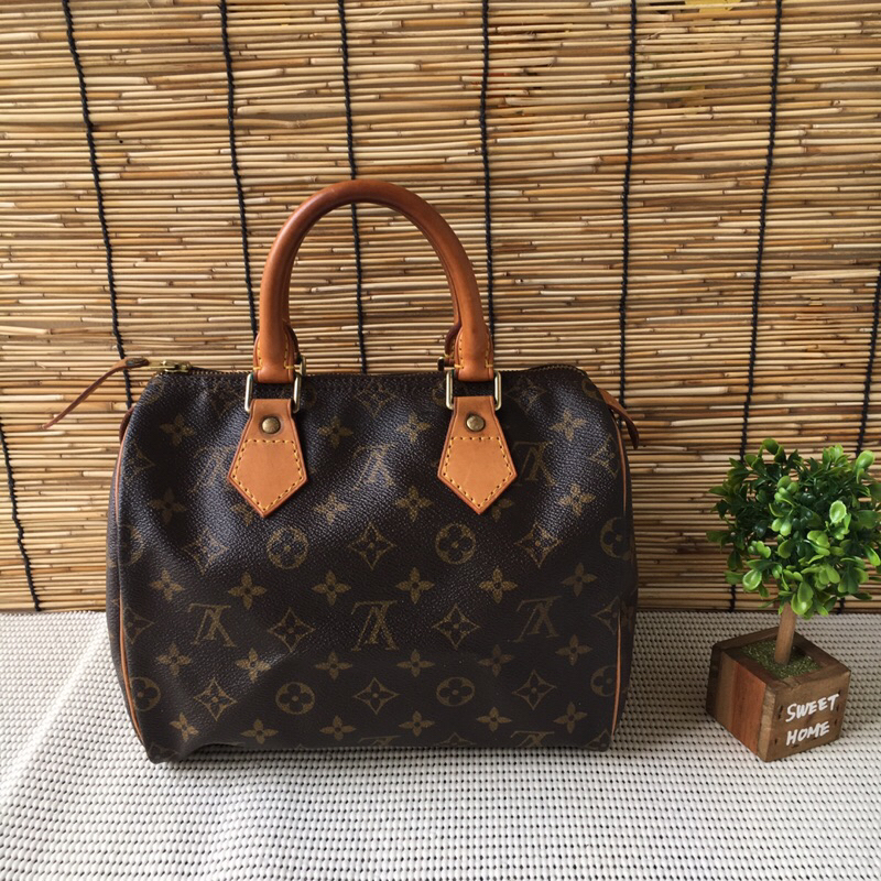 Lv speedy 25    แท้💯