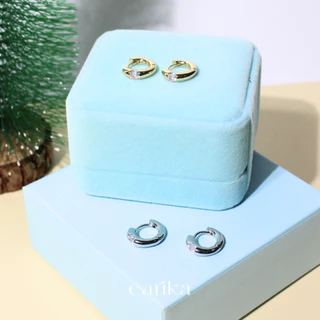 earika.earrings - basic gem huggie hoop ต่างหูห่วงจี้เพชรกลมก้านเงินแท้ชุบทองคำขาว (มีให้เลือก 2 สี) ผิวแพ้ง่ายใส่ได้