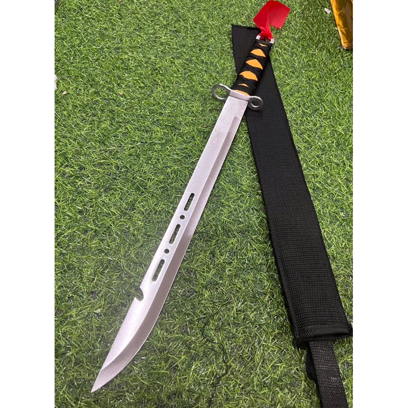 มีดsamurai ยาว 55 เซนติเมตรและ 72 เซนติเมตรพร้อมซอง