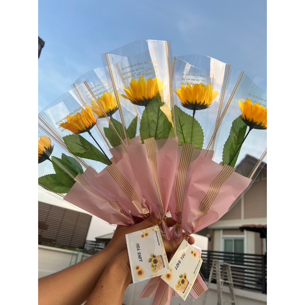 ดอกไม้รับปริญญา ดอกไม้ปัจฉิมนิเทศ (พร้อมจัดส่งจากไทย) ดอกไม้+ซองสวยๆๆ+ฟรีการ์ด ดอกไม้แทนคำขอบคุณ ช่อดอกไม้ปลอม