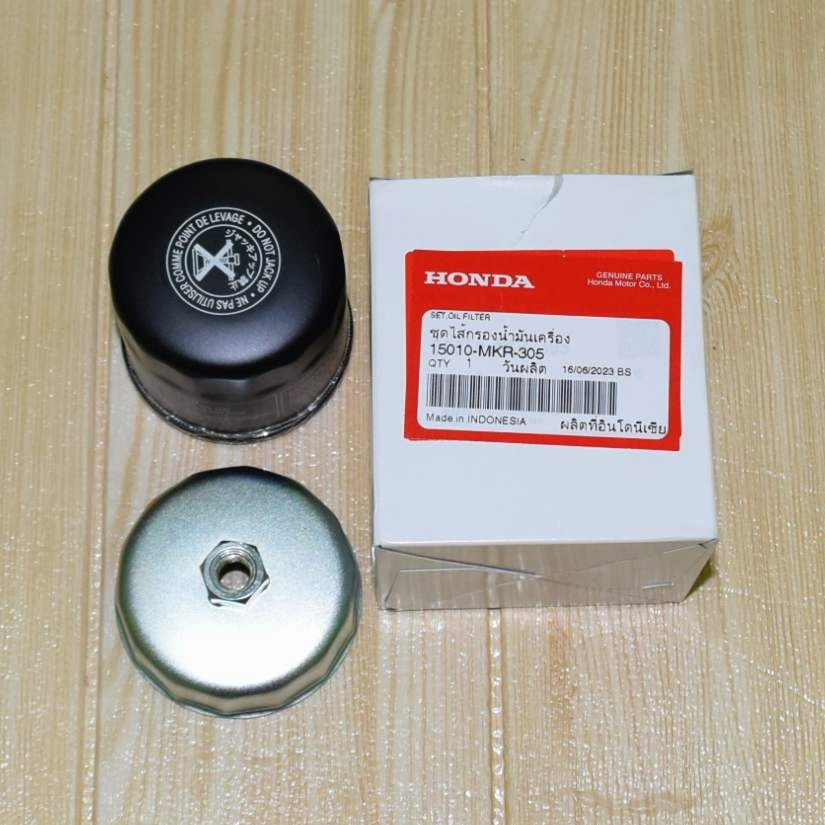 ชุดไส้กรองน้ำมันเครื่อง(พร้อมบล๊อค) Forza 350 ปี2023/ADV 350/Forza 300 G2-3 ปี2018-2020 ราคา/1ชิ้น 15010-MKR-305