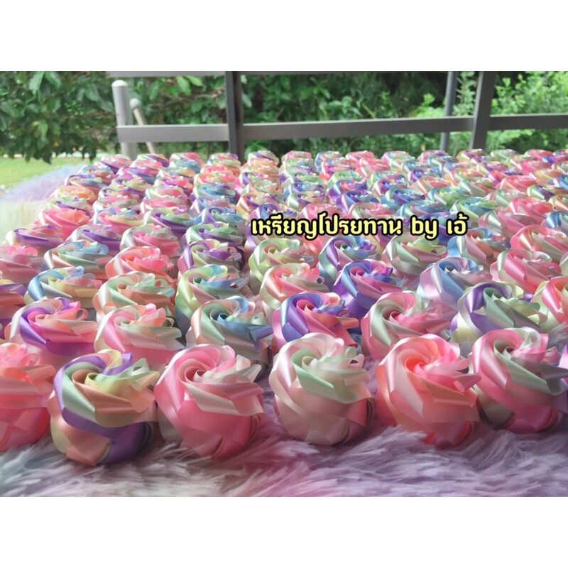 เหรียญโปรยทาน กุหลาบสีพาสเทล (ตัวเปล่า)