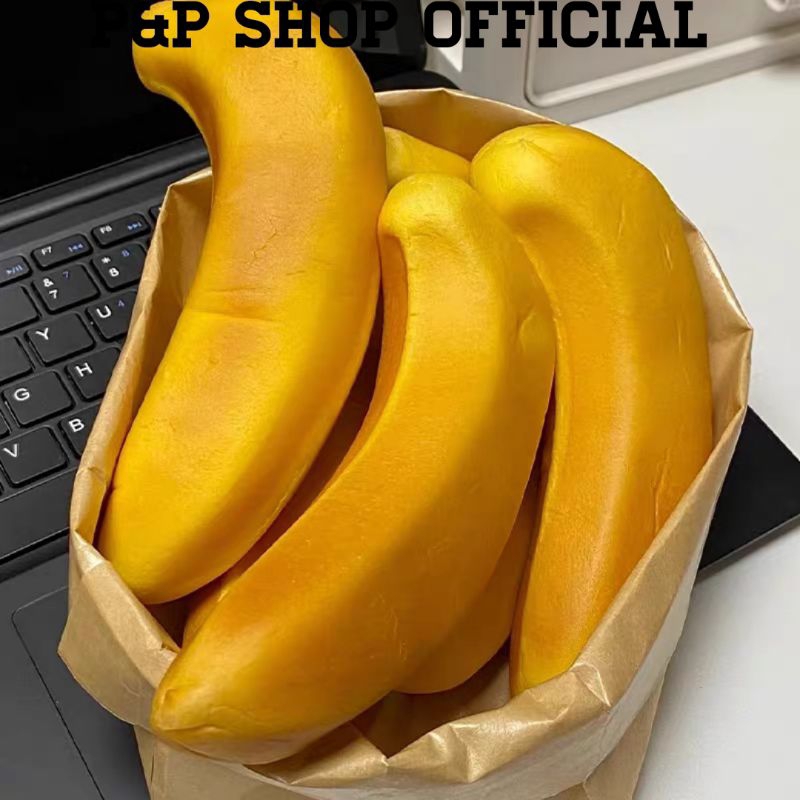 ขนมปังกล้วยปอกเปลือกได้ สอดไส้ครีมคัสตาร์ด นุ่ม หอม อร่อย สามารถปอกเทาแบบปอกเปลือก หรือทานพร้อมทั้งเปลือกก็ได้