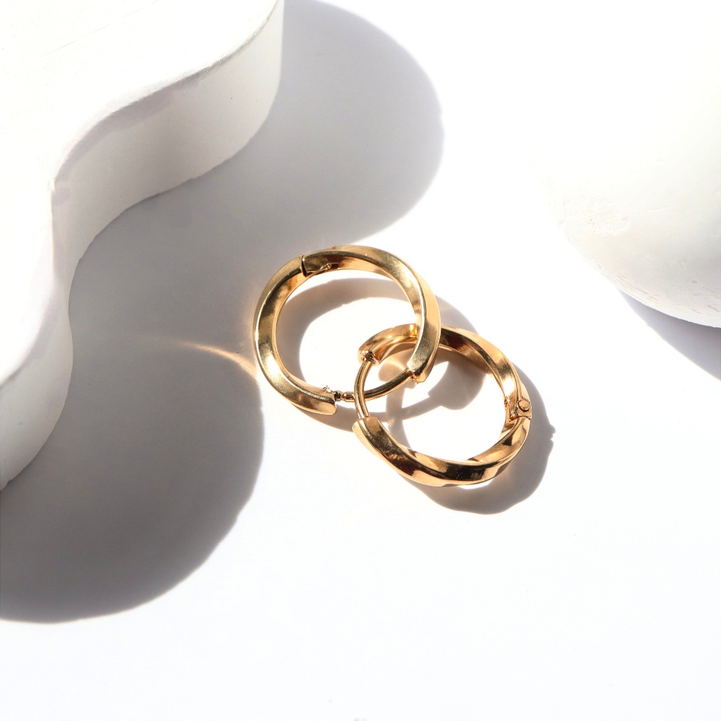𝐴𝑆𝐻𝐼𝑅𝐴 | ต่างหูห่วงเล็ก ใส่ติดหู (18k gold plated) twised mini huggie hoop earrings