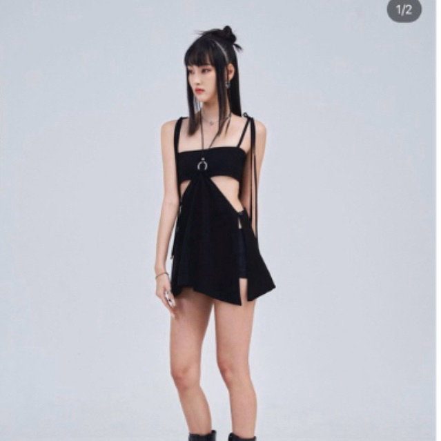 set เกาะอก+กระโปรง จากร้าน 95.lady.official ใครมีแพลนไปงานเฟสติวัล แซ่บมากห้ามพลาดด🖤🍾✨🌴