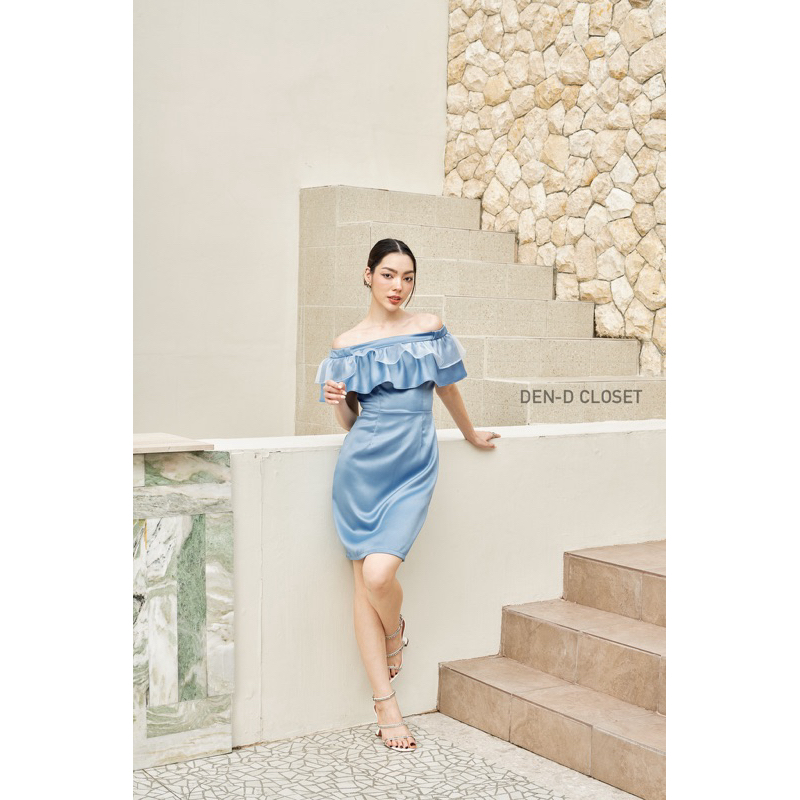 𝐃𝐑𝐄𝐒𝐒 𝐂𝐎𝐃𝐄 𝐀𝟒 ชุดเดรสปาดไหล่แต่งผ้าแก้ว ซิปหลัง เนื้อผ้า เดรสทุกแบบ ซาร่าเงา 𝚙𝚛𝚎𝚖𝚒𝚞𝚖