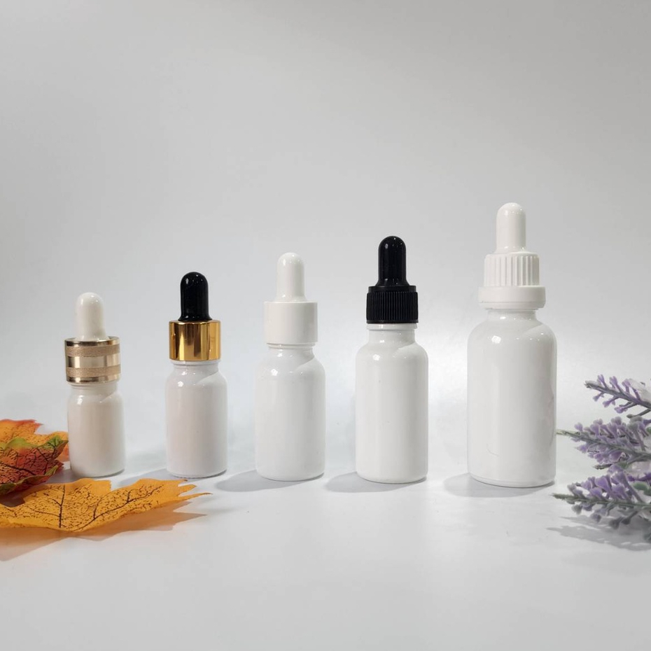 ขวดแก้วดรอปเปอร์สีขาว ขนาด 5ml 10ml 15ml 20ml 30ml แพ็กเกจเครื่องสำอาง ปกป้องจากแสงภายนอก ทนต่อสารเคมีดีเยี่ยม