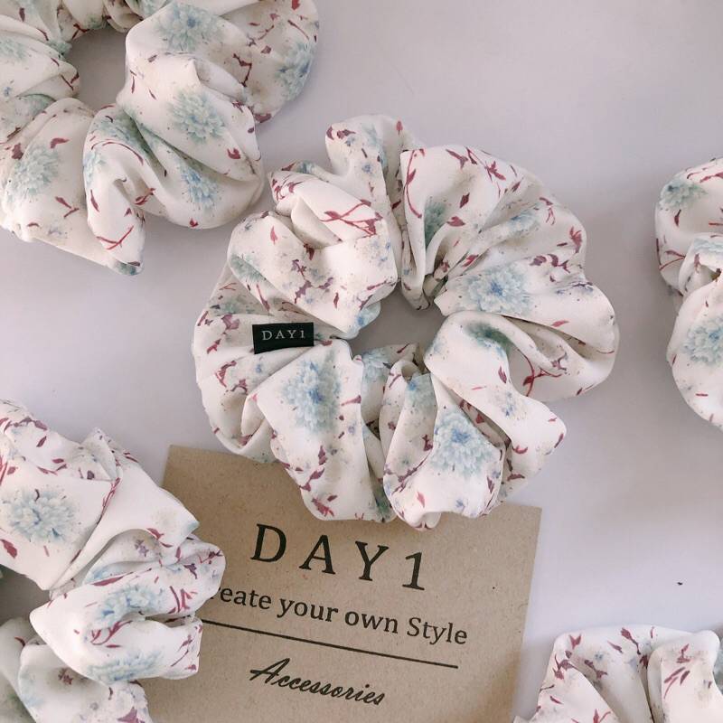 DAY 1 scrunchies ยางรัดผม size M