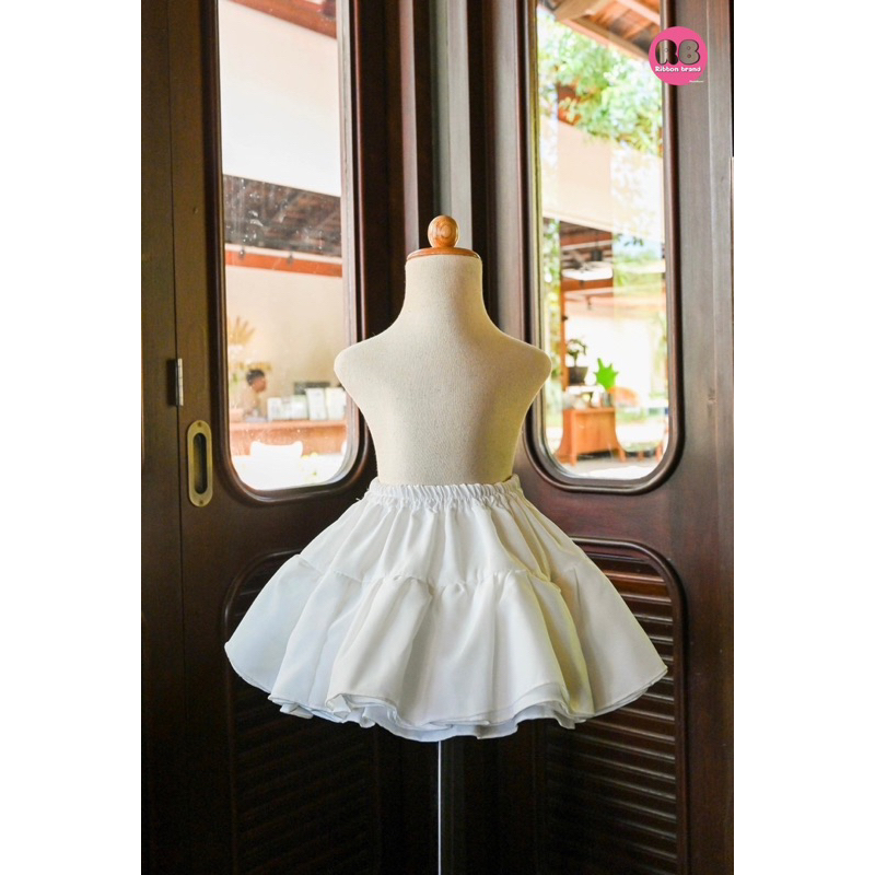 สุ่มใส่คู่ชุดออกงานเด็กพร้อมส่ง งานตัดเฉพาะของทางร้านในไทย(สินค้าถ่ายจากงานจริง) .