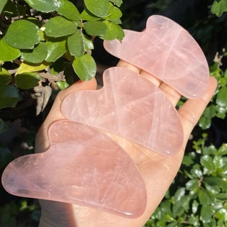 Rose Quartz Gua Sha กัวซาหิน นวดหน้า โรสควอตซ์ เกรด คัดพิเศษ