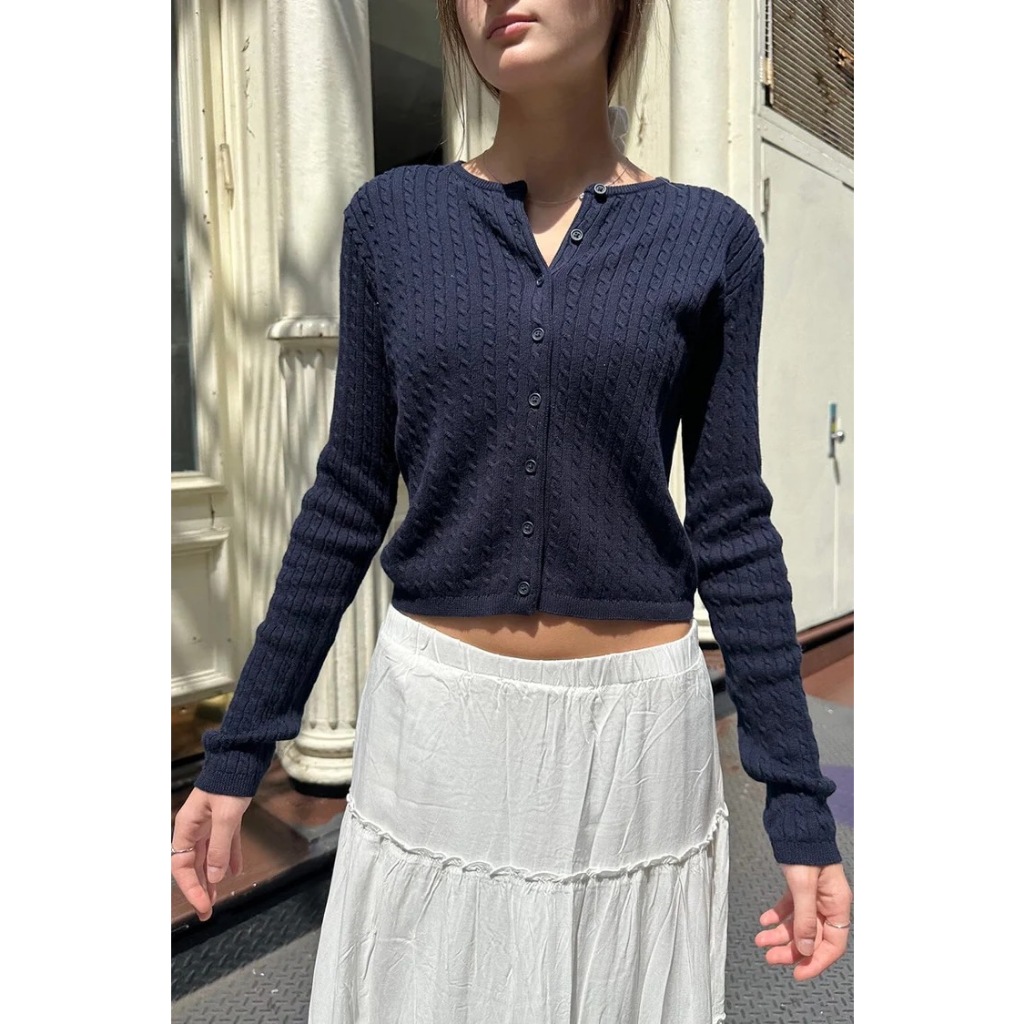 พร้อมส่งจากไทย Brandy Melville Zoe Knit Cardigan เสื้อคลุมแขนยาว