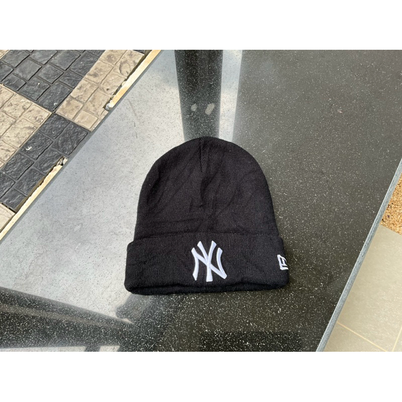 หมวกไหมพรม New Era NY ของแท้มือ2 สภาพดี