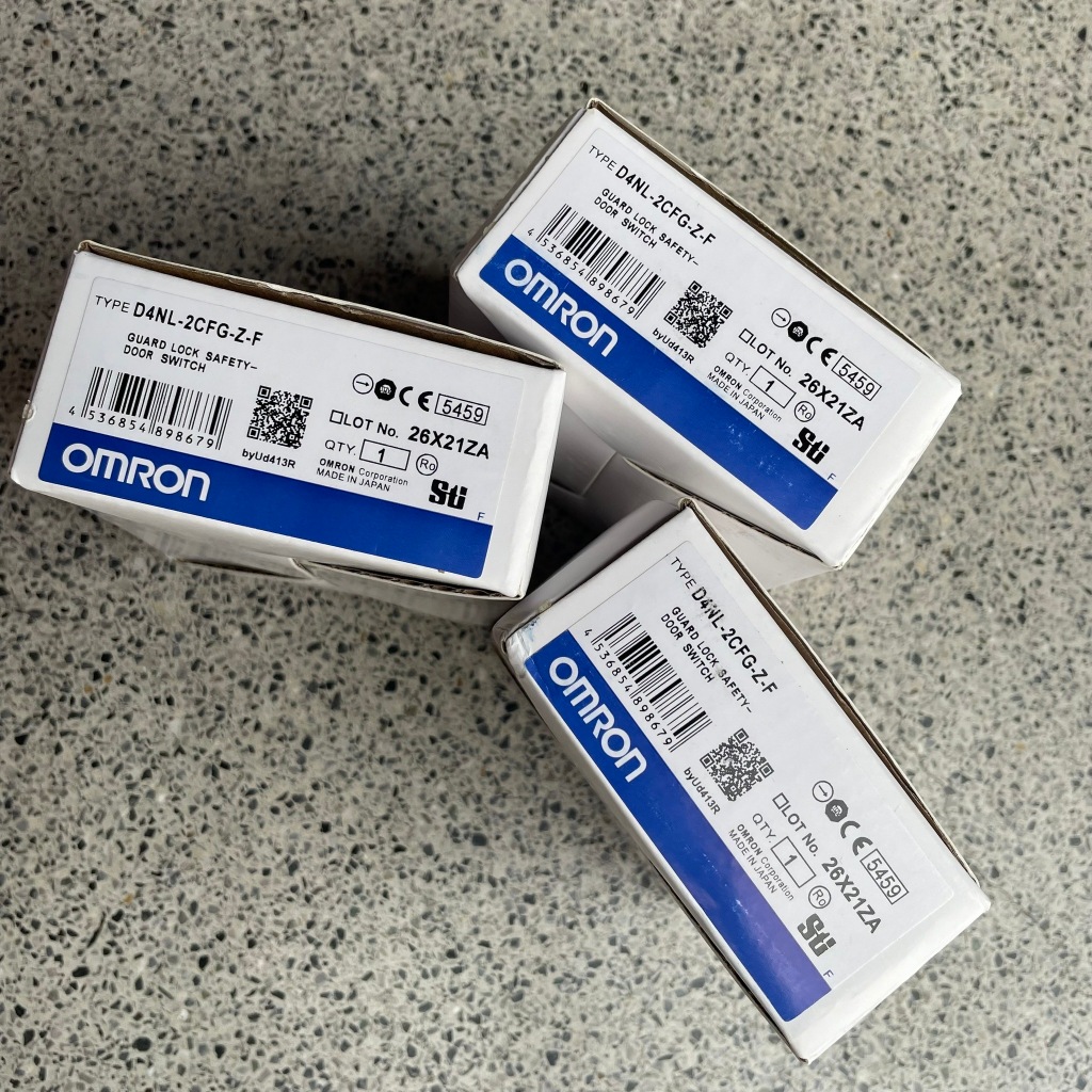 D4NL-2CFG-Z-F OMRON  safety-door switch