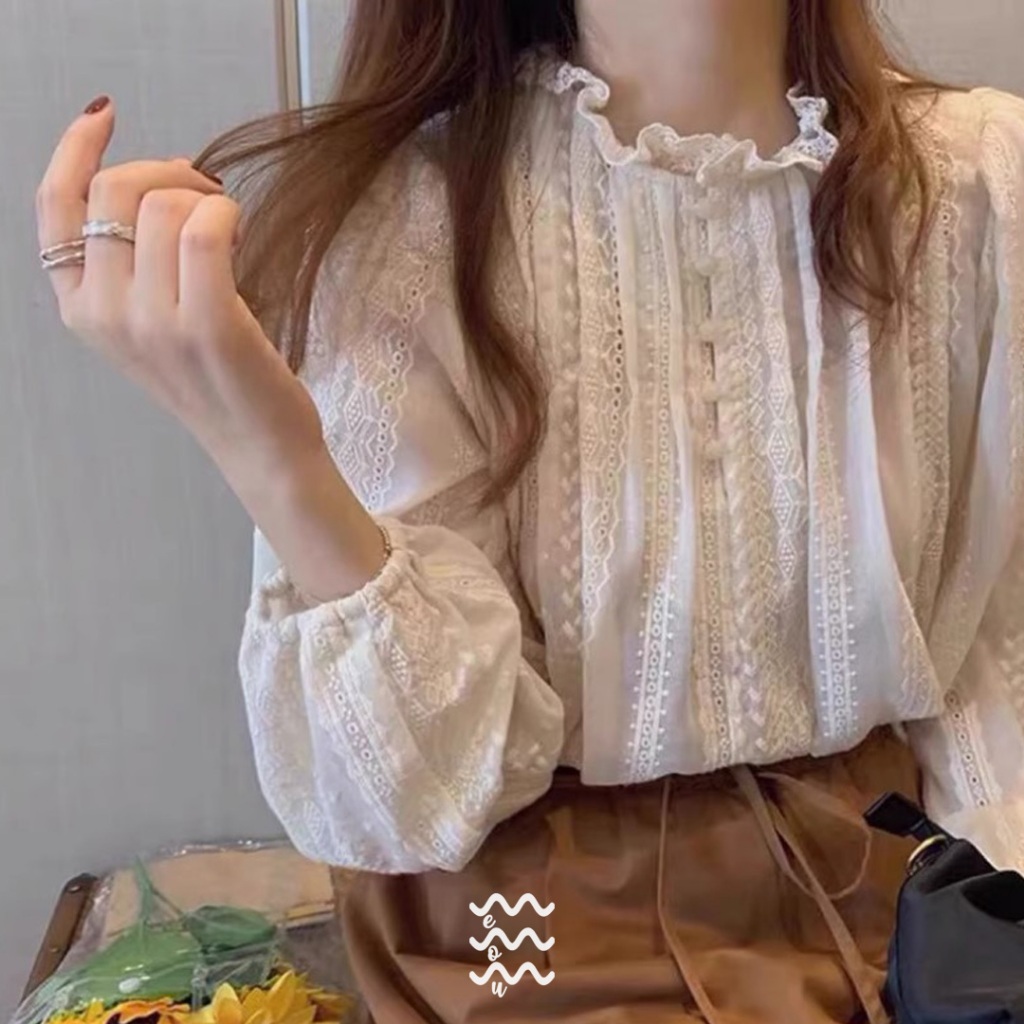 memomu Neptune Lace Top