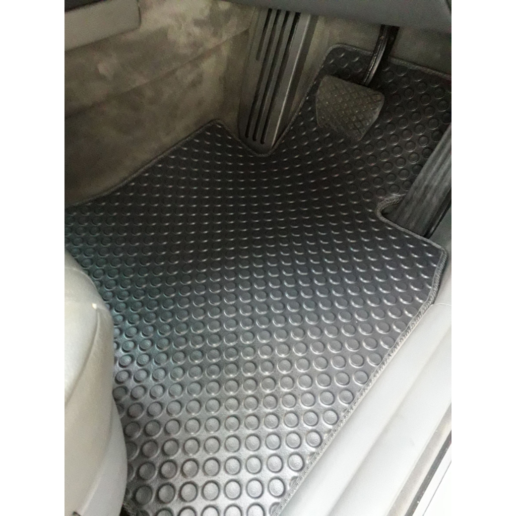 Extramat ยางปูพื้นลายกระดุมเกรดพรีเมี่ยม BMW-7 E66 2002-2009