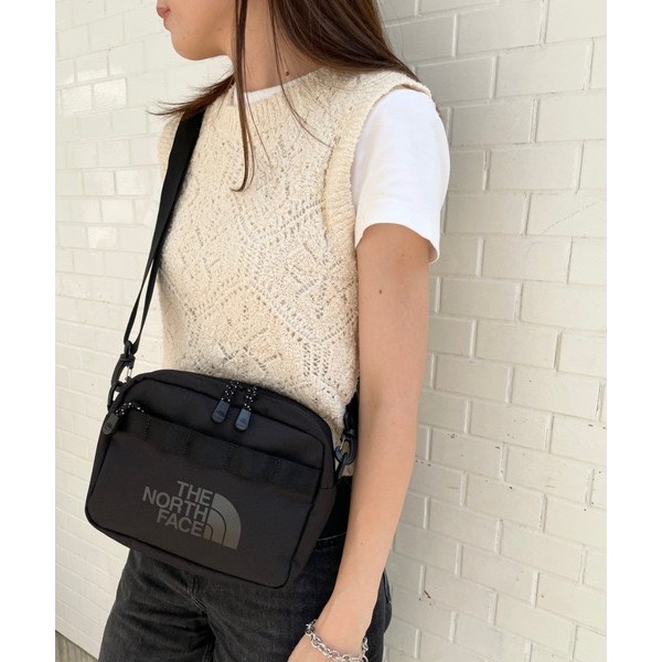 กระเป๋าสะพายข้าง TNF LOGO CROSS BAG