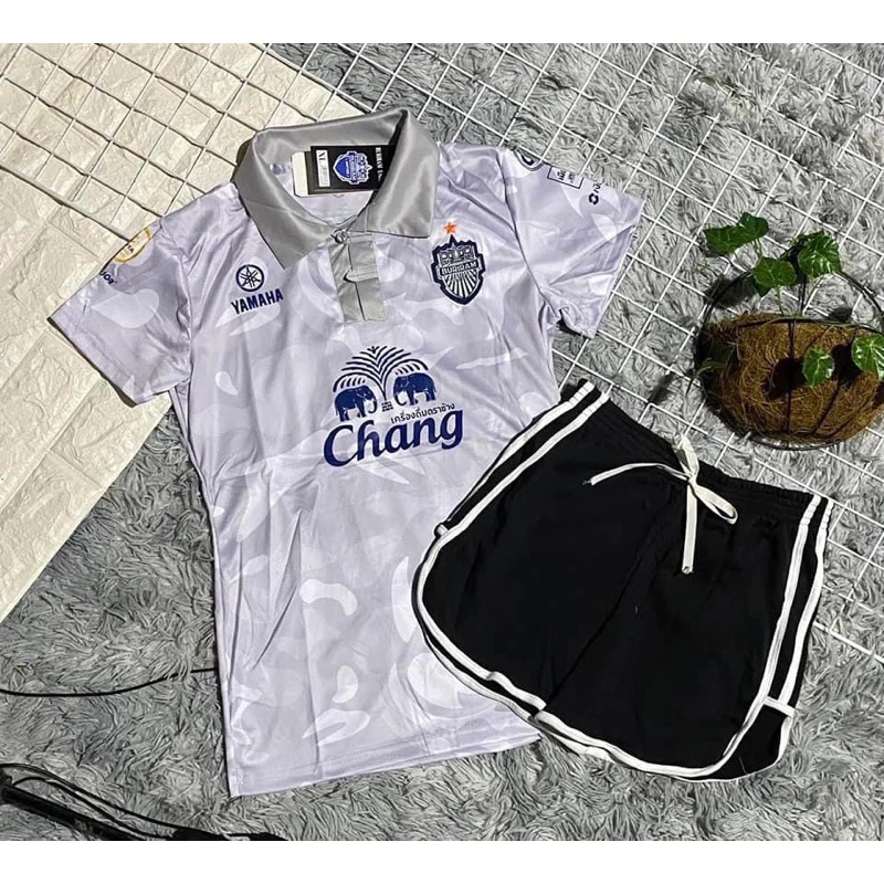 ชุดกีฬามีทั้งเสื้อเเละกางเกง ผ้าใส่สบาย เสื้อฟรีไซส์