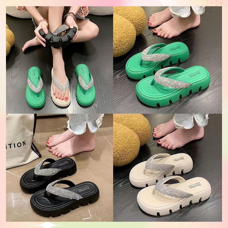 GFShop พร้อมส่ง รองเท้าแตะหูหนีบแฟชั่น ทรงเสริมความสูงสาวๆตัวเล็กห้ามพลาดใส่แล้วอย่างเข้า วัสดุยางใส่สบายแถมลูกเล่นด้วยเ