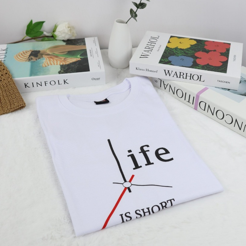 ผ้า cotton แท้ 100% [Super Soft] อย่างดี หนานุ่ม ใส่สบาย ไม่ร้อน ลาย LIFE IS SHORT  (no.101)