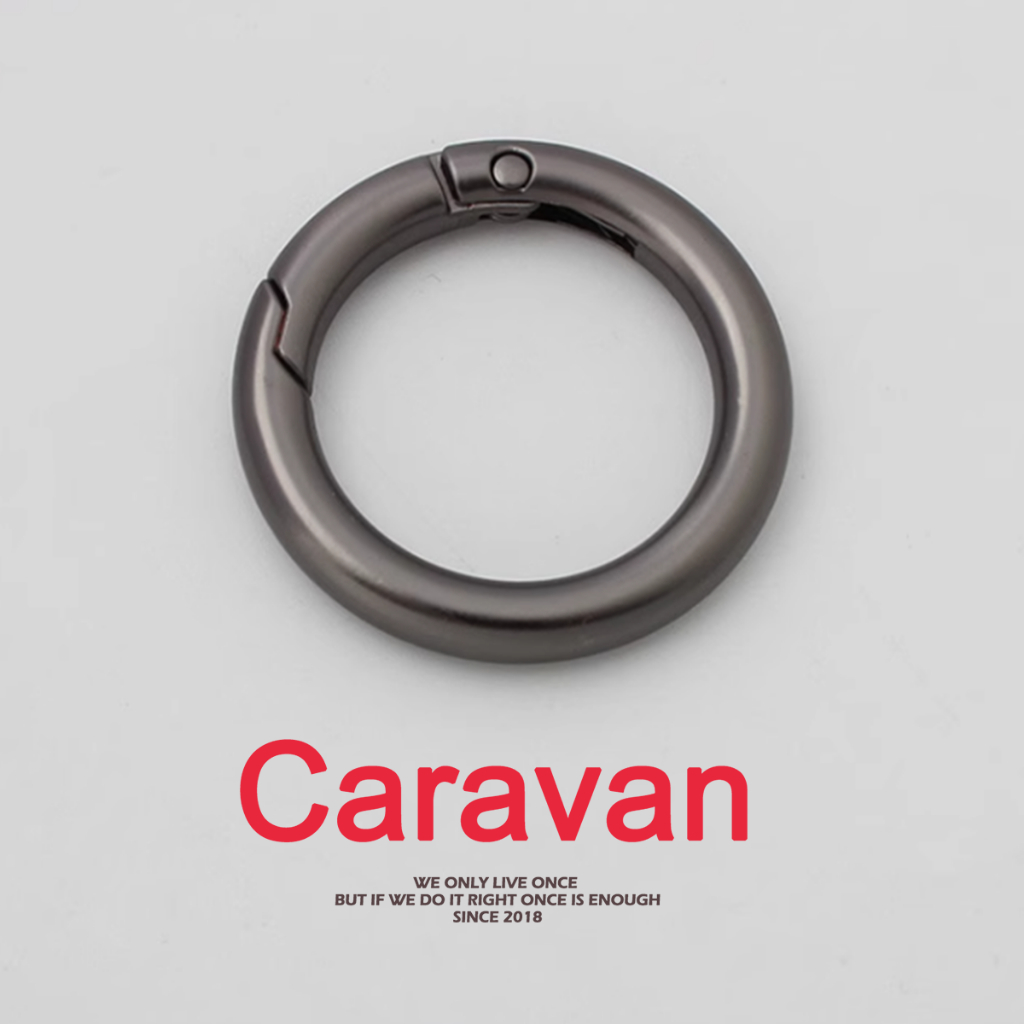 Caravan Crew Keychain สเตนเลสสตีล พวงกุญแจ Ring Key Hook Chain