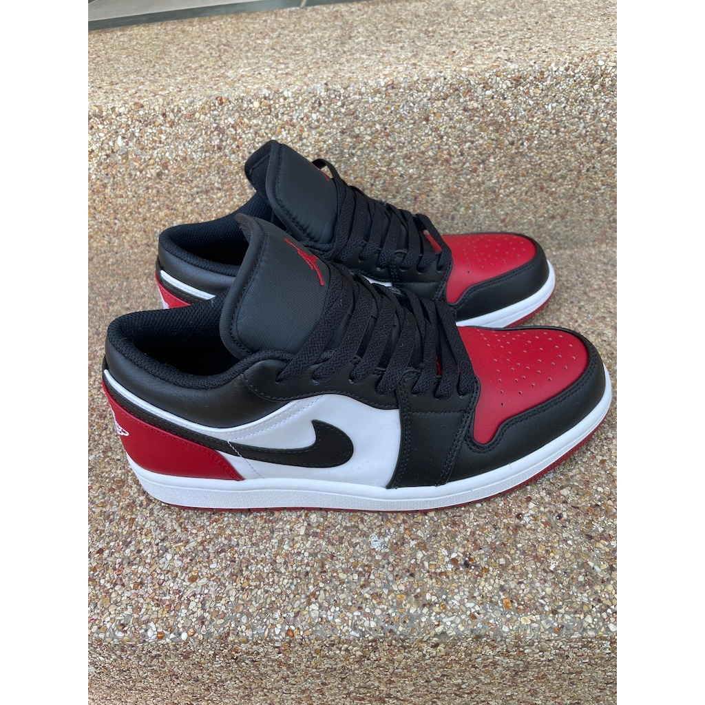 Nike Air Jordan 1 Low Bred Toe Red มือสอง