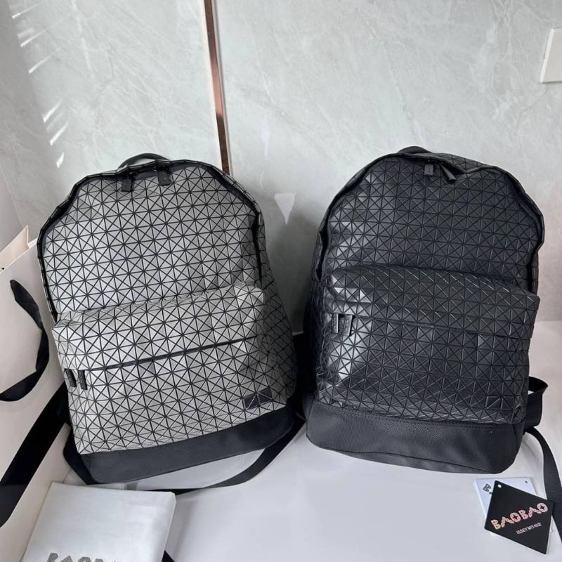 BAO BAO ISSEY MIYAKE KURO DAYPACK BACKPACK..